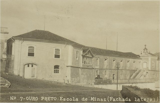 Fachada lateral da Escola de Minas, Ouro Preto, Minas Gerais, [1927]