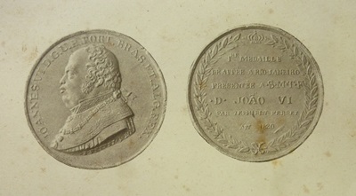 Primeira medalha cunhada no Rio de Janeiro, em 1820, pelo artista Zeferino Ferrez (1797-1851).