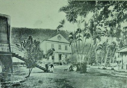 Hospital Marítimo de Santa Isabel criado em meados do século XIX em Jurujuba, Niterói, Rio de Janeiro, passou a se chamar Paula Cândido em 1898.
